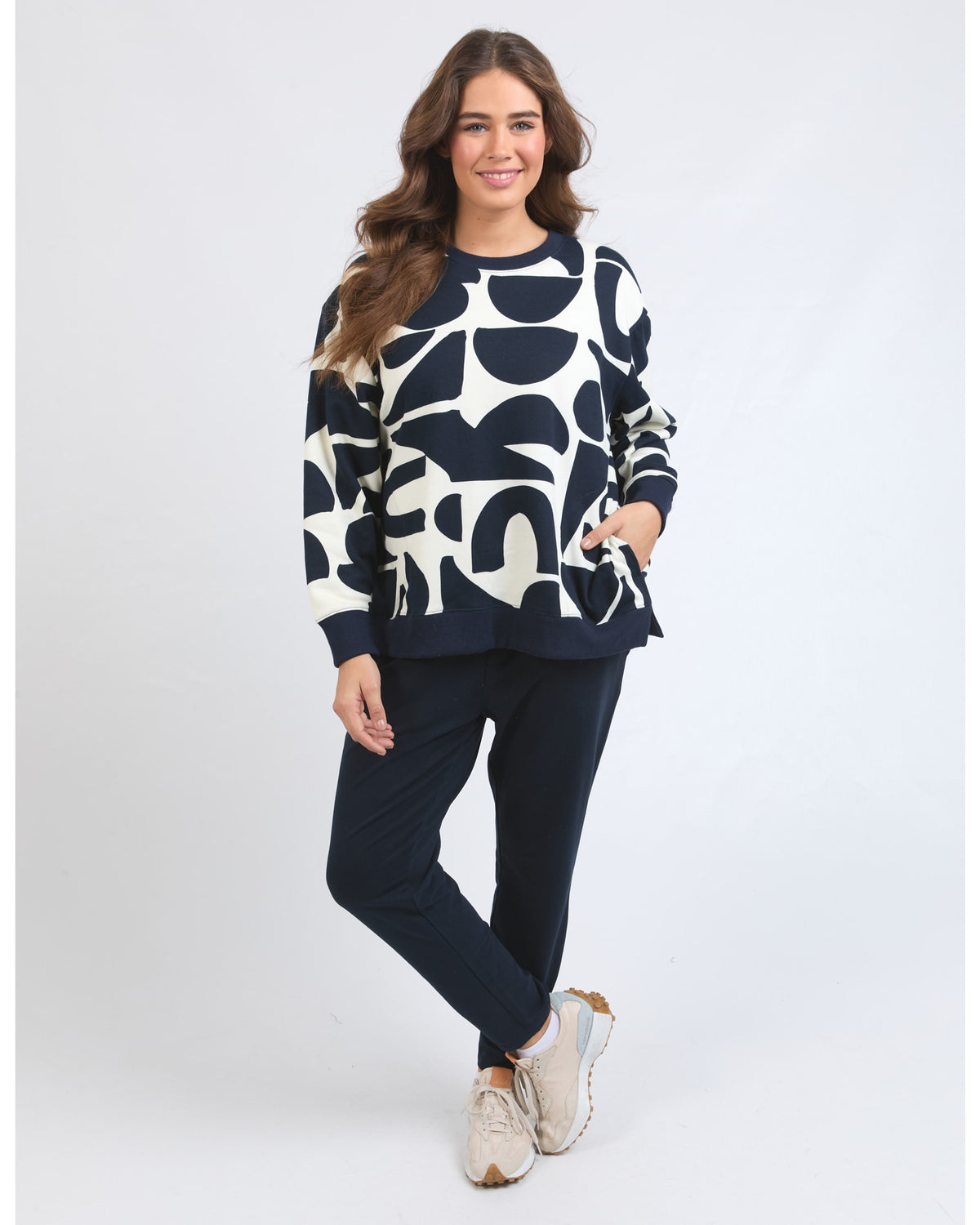 Elm - Mural Fleeced Crew - Navy