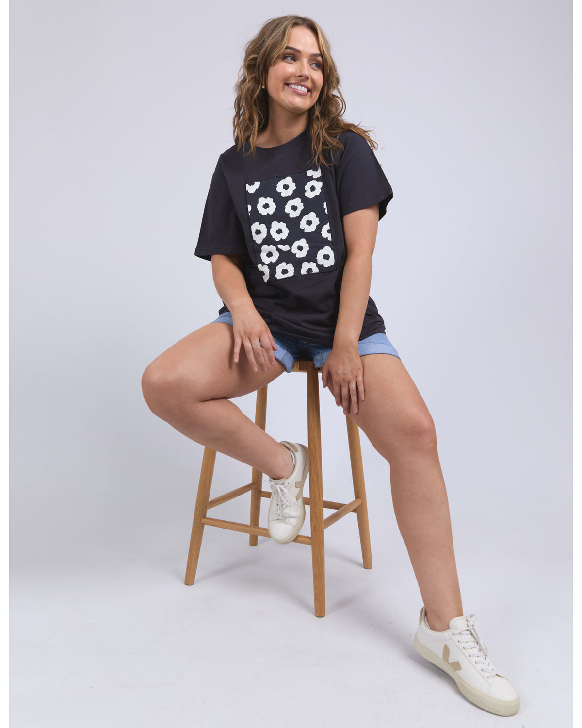 Elm - Azalea Tee - Navy
