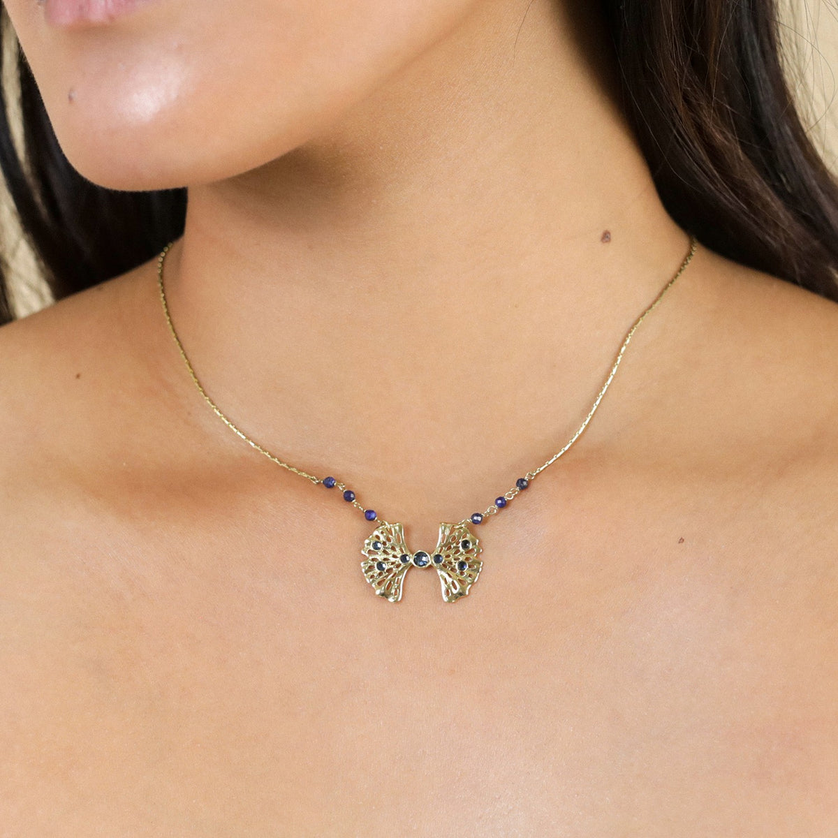 Franck Herval - JINKA Ribbon ginkgo leaf necklace