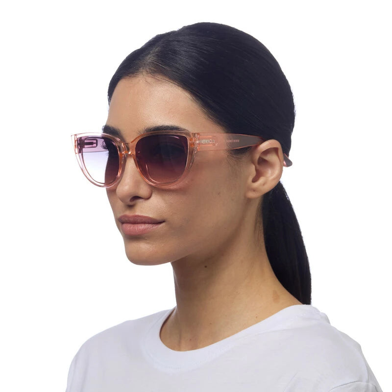 Okkia  - SILVIA Cat Eye Sunglasses - Pink