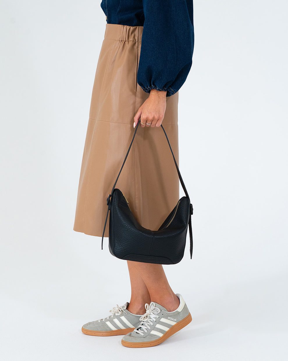 Elms &amp; King - Barton Shoulder Bag - Black