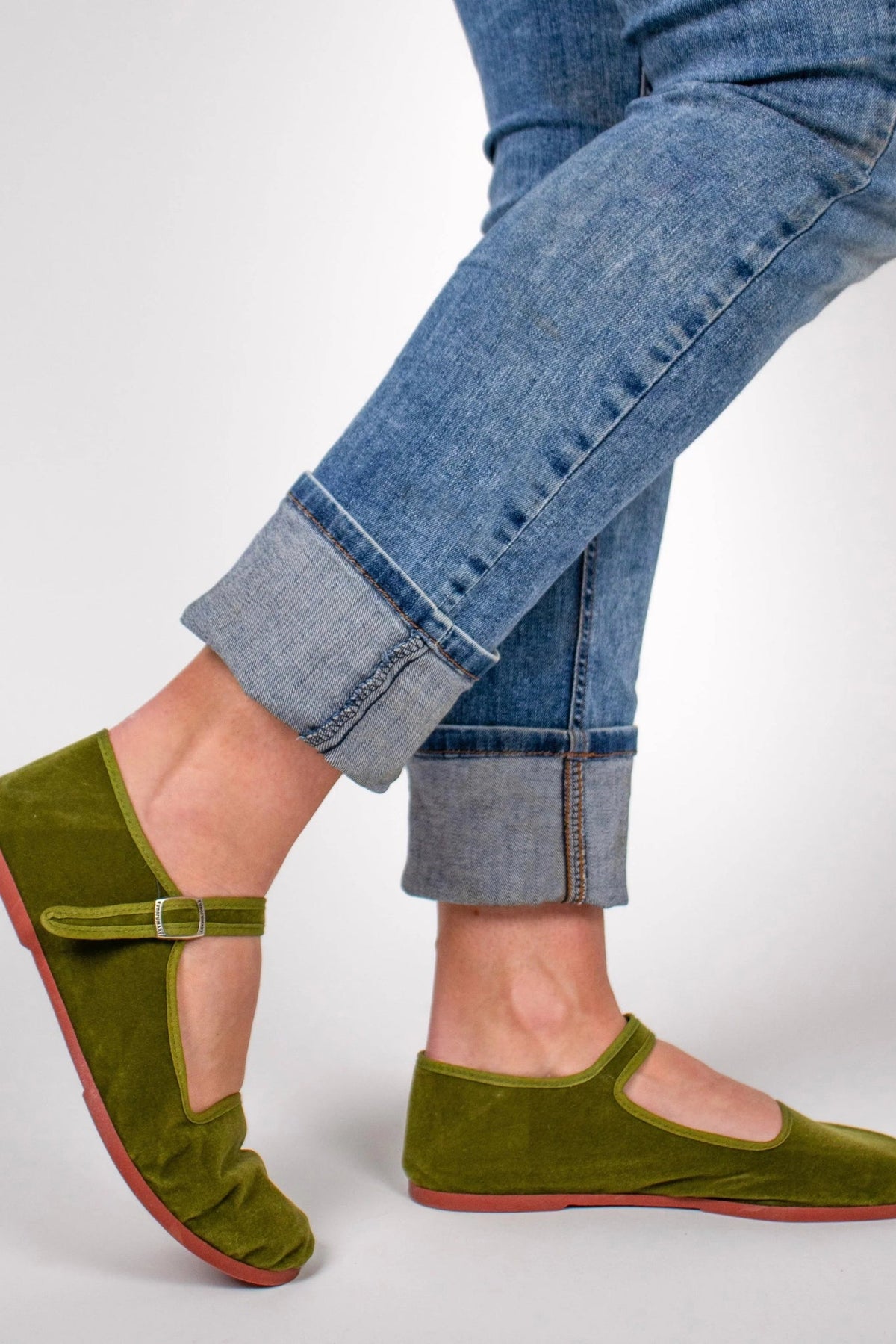 Happy Shoes - Olive Velvet