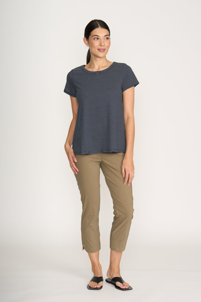 Foil - Fuss Free 7/8 Taper Pant - Dune