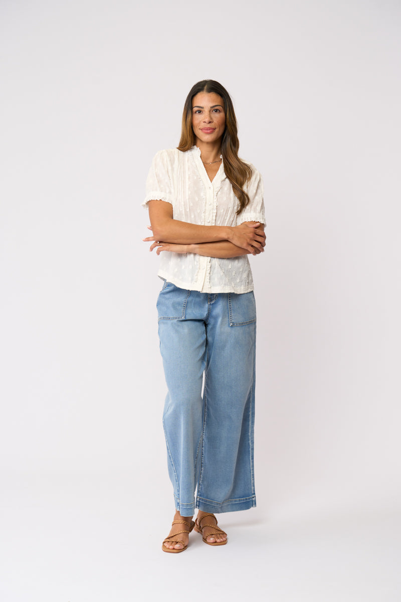 Foil  - Crushing it Cap Sleeve Shirt - White