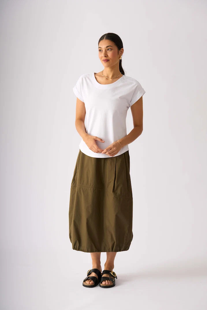 Foil  - Clean Queen Top - White