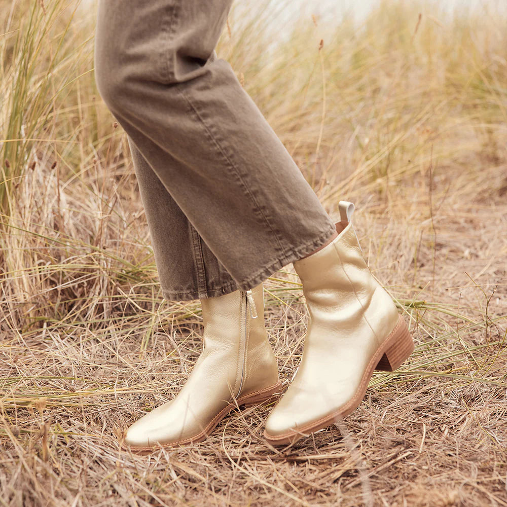 EOS Keyla Boot Champagne My Friend Alice