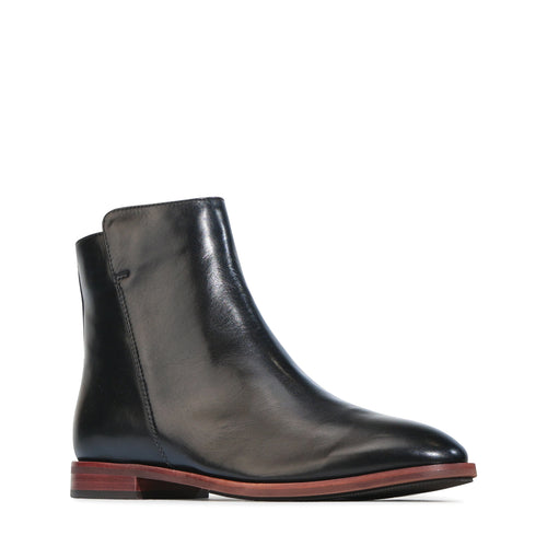 EOS - Pheonix Boots - Black