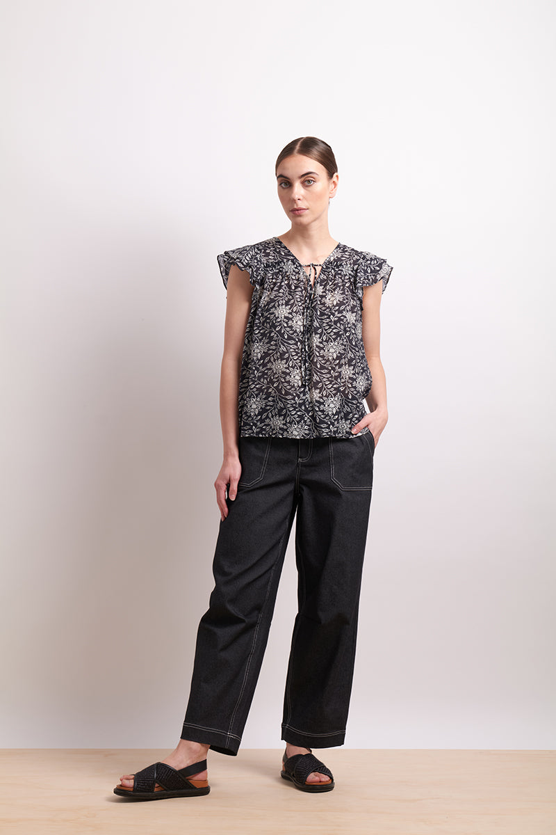 Neris - On The Curve Jean - Ebony