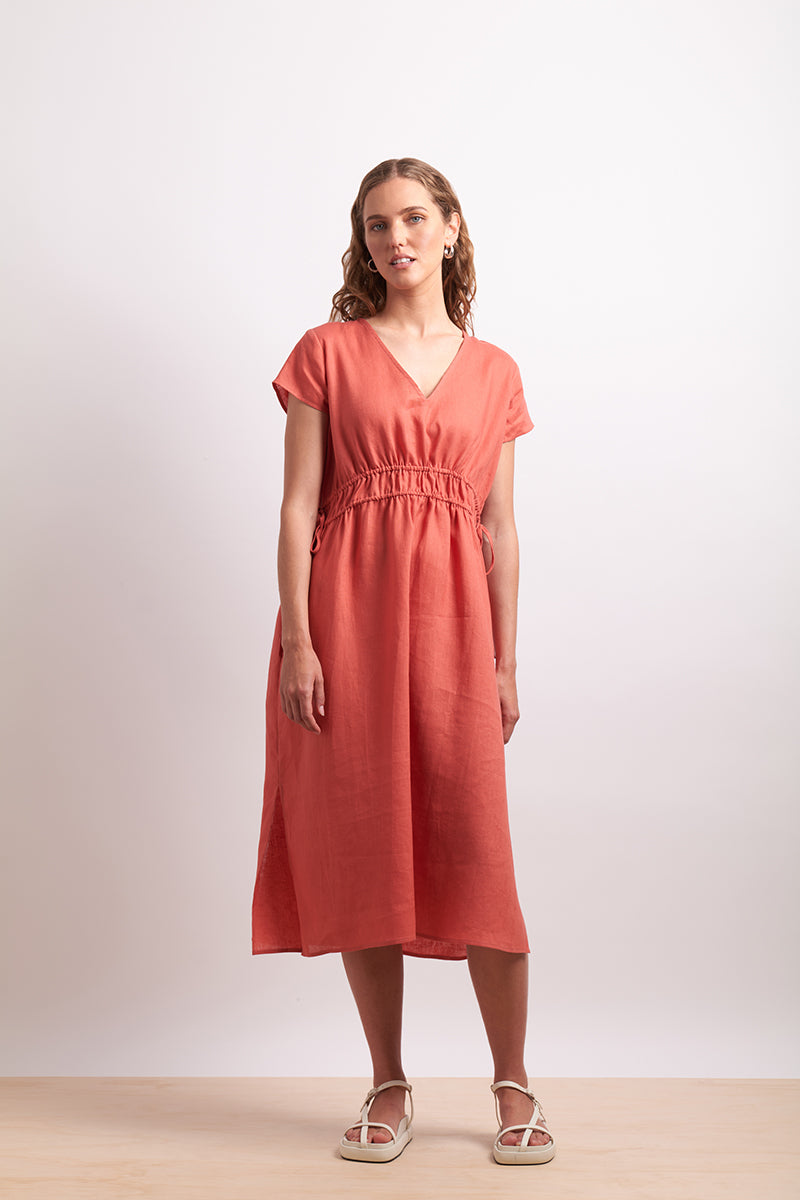 Neris - Drawn in Dress - Paprika