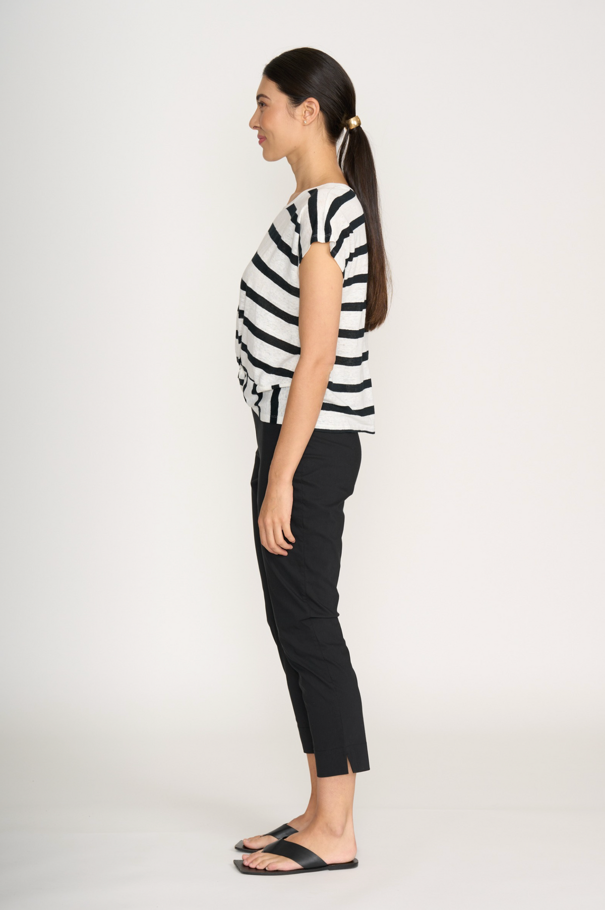 Foil - Fuss Free 7/8 Taper Pant - Black