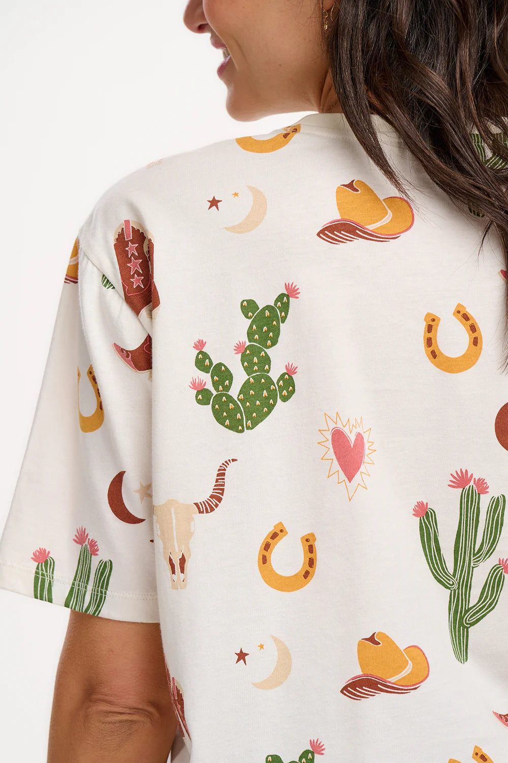 Sugarhill - Kinsley Relaxed T-Shirt - Cream, Desert Cowgirl