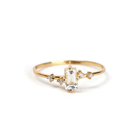 Cara  - Milan White Moonstone - Gold