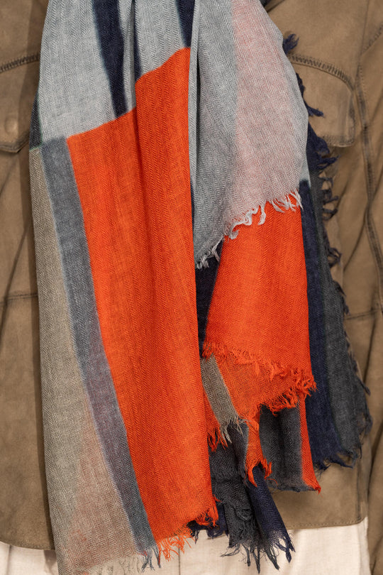 Yoko - Elva Merino Scarf - Charcoal Orange