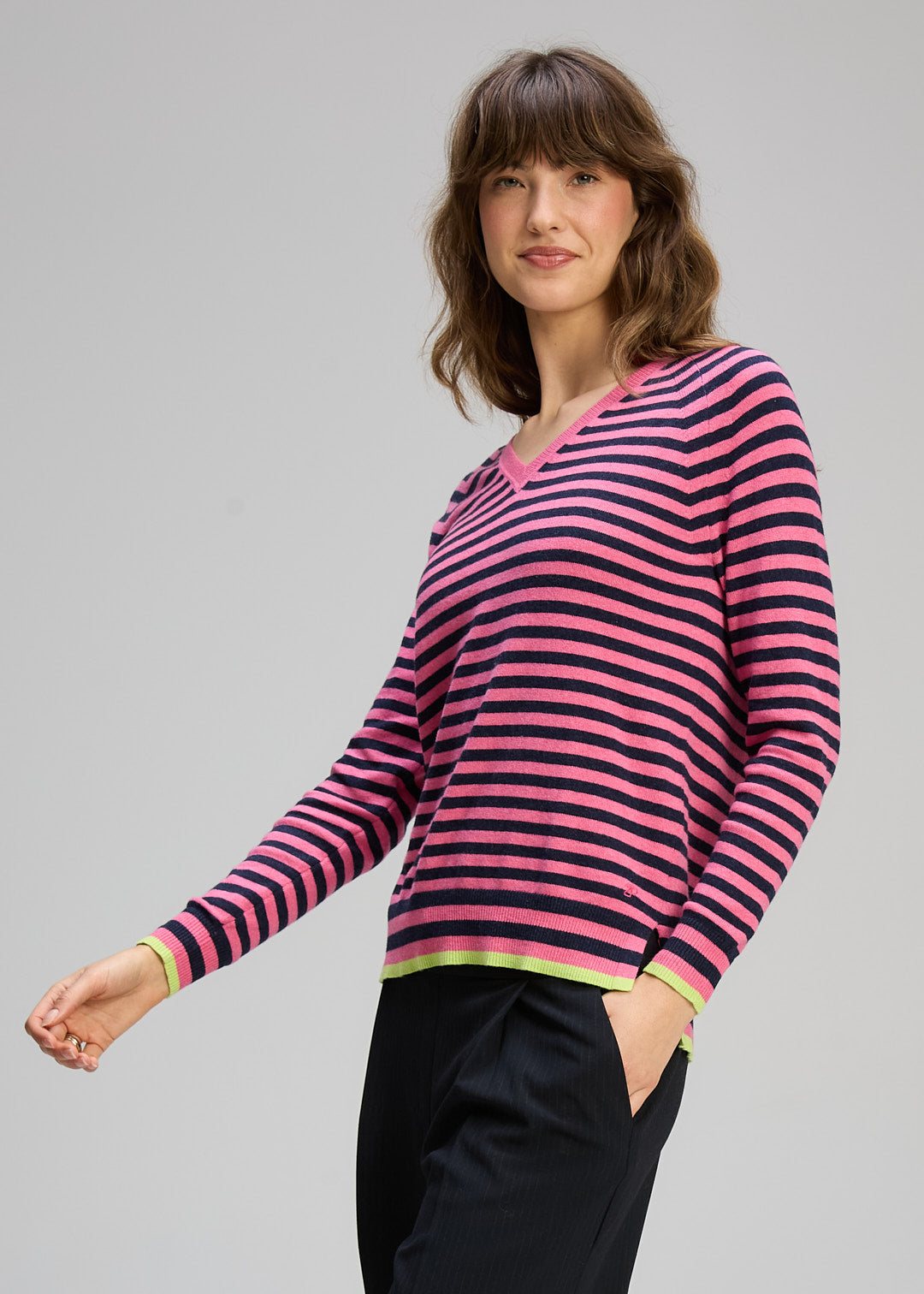 Zaket & Plover - Stripe V Essential - Rhubarb