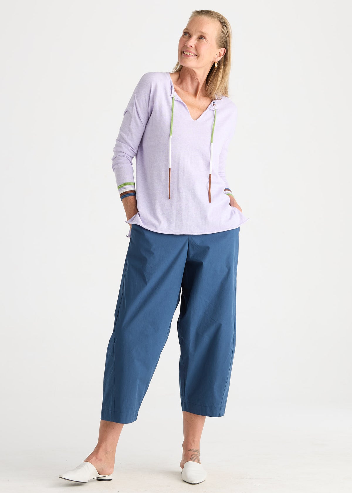 Zaket & Plover - Palm Tree V Neck  - Lavender