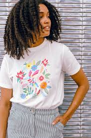 Sugarhill - Maggie T-Shirt - Off-White, Tropical Hummingbird