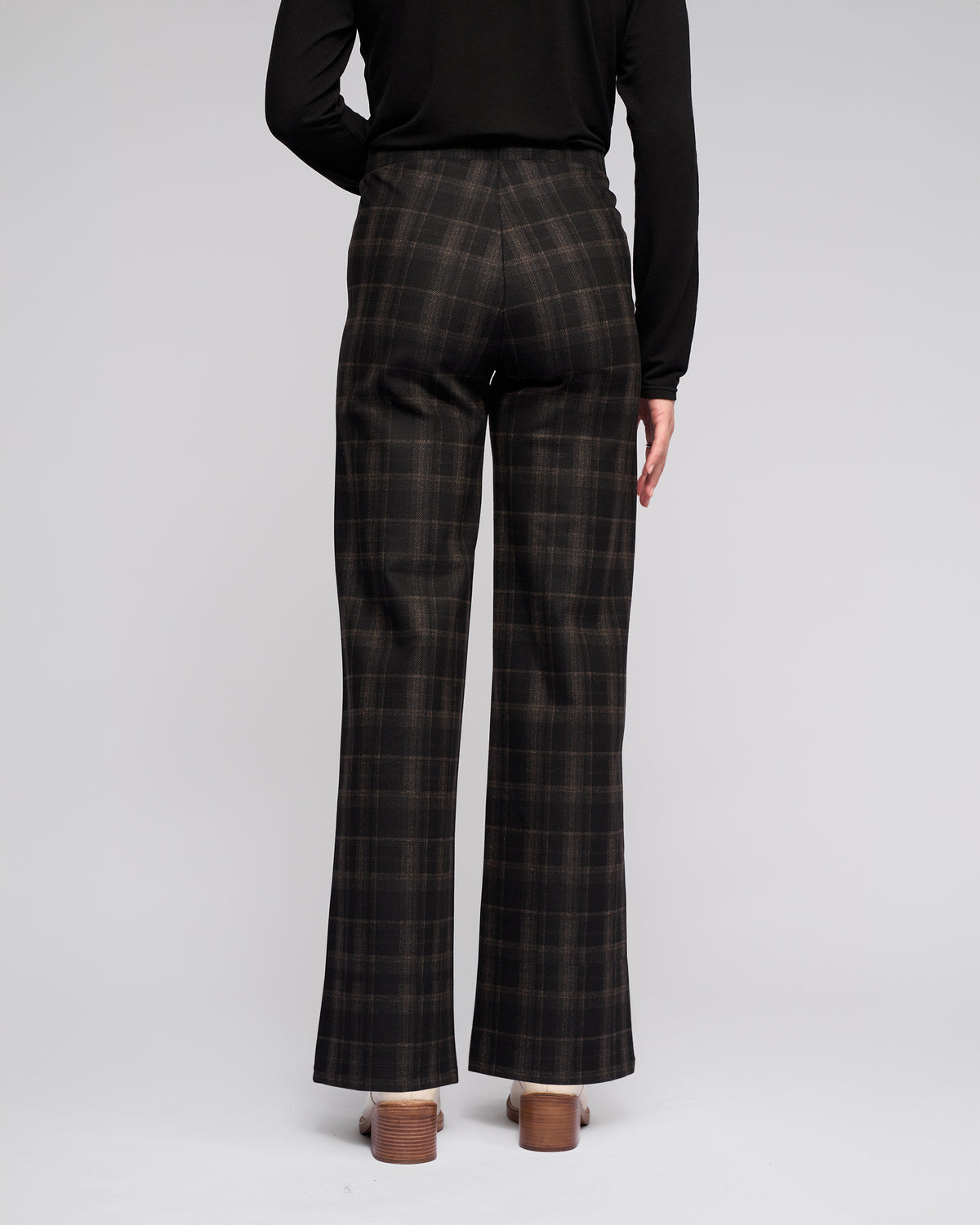 Vassalli -  Loft Pull On Pant - Checkmate - 235