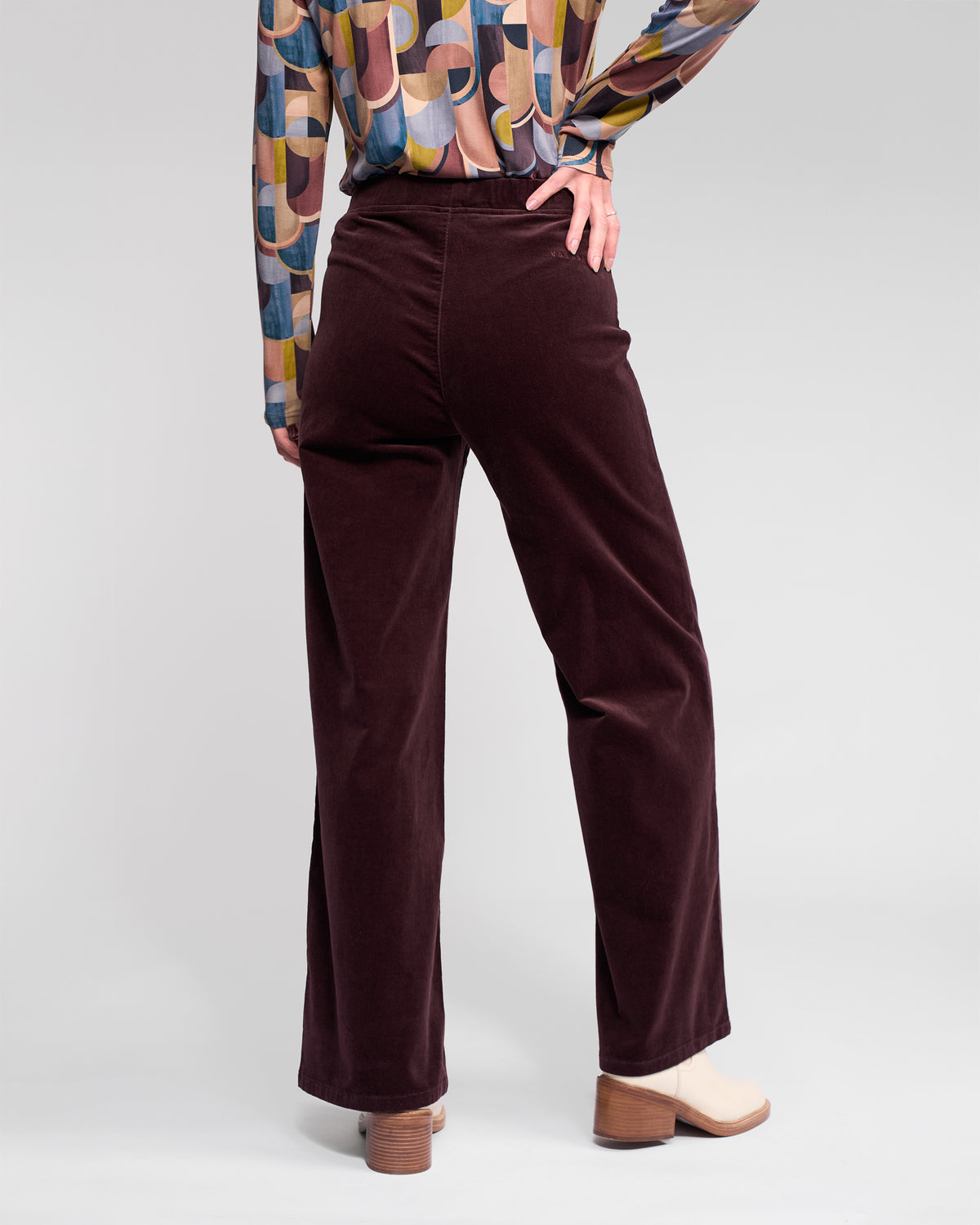 Vassalli -  Loft Cord Pull On Pant - Merlot - 235M