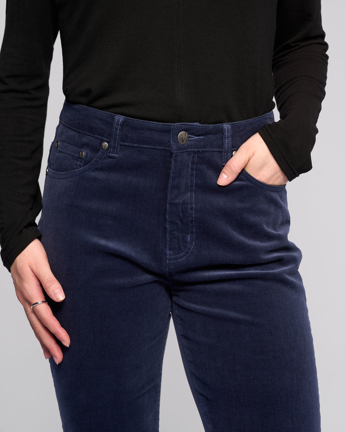 Vassalli -  Arch Cord Pant - Slate - 5911